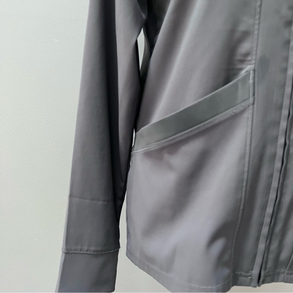 Under Armour Women's Graphite Pre-Game Woven Jacket  size XS - Picture 6 of 12